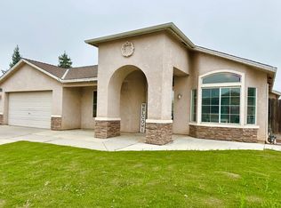 5574 W Pine Ave, Fresno, CA 93722