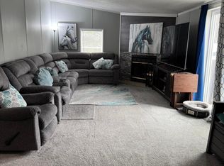 208 Rosie Ave, Pataskala, OH 43062