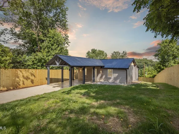 126 Hughes Ln, Johnson City, TN 37601