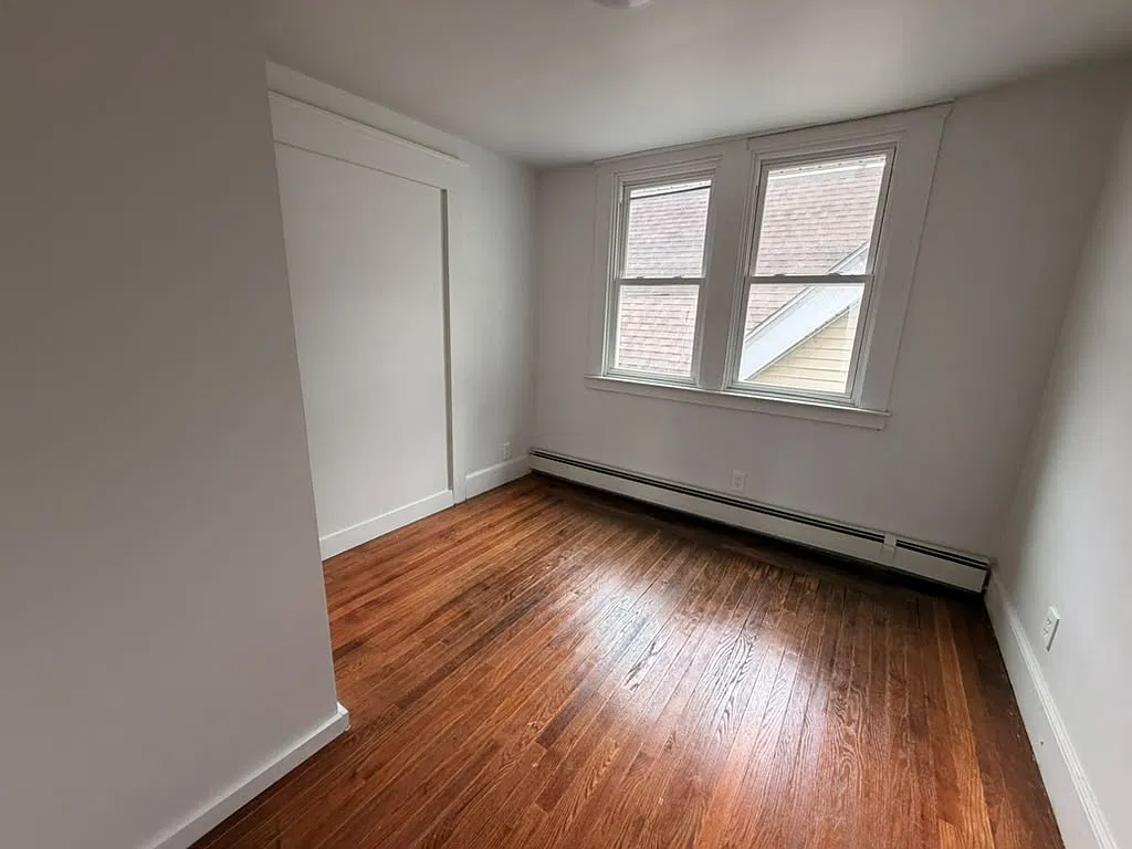 2 bed, $1,600 — Photo 2