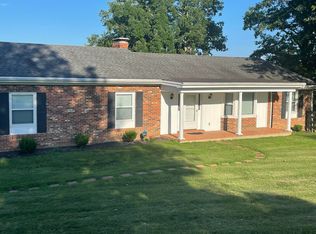 564 Cardwell Ln, Frankfort, KY 40601
