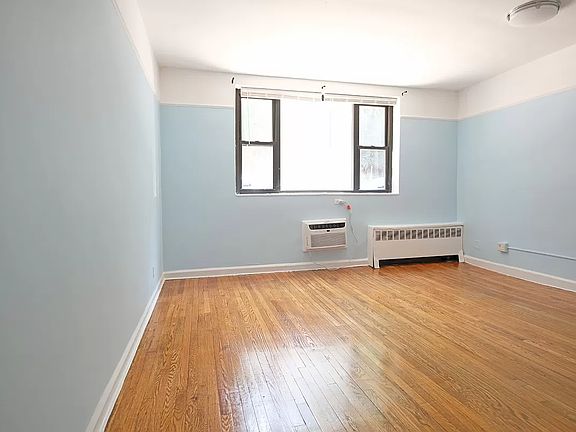 5th image of 142 Hicks St APT 1A