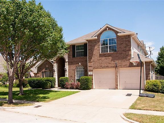 3rd image of 5521 Milford Dr