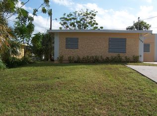 1125 W 26th St, Riviera Beach, FL 33404