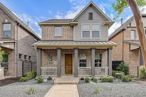 1203 Harris Hawk Way Photo 1