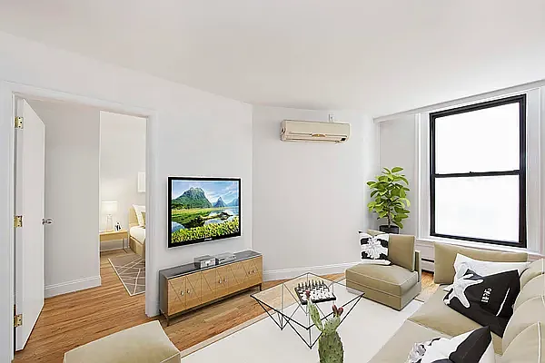 Rented by R New York | media 3