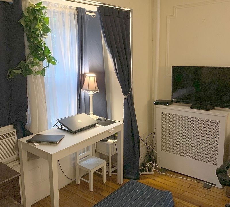 1st image of 631 Carroll St APT 1F