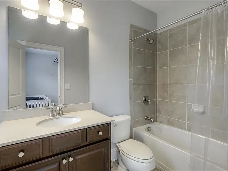 453 Alderwood St — Photo 20