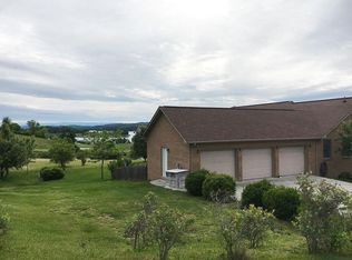 1415 Russell Bros Rd, Sharps chapel, TN 37866