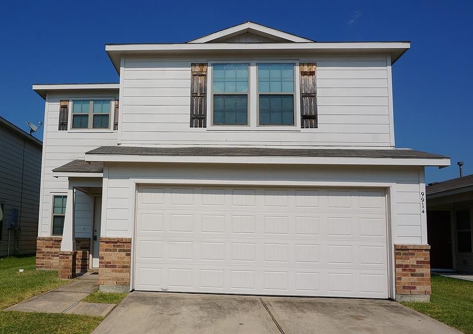 1st image of 9914 Waldens Pond Ct
