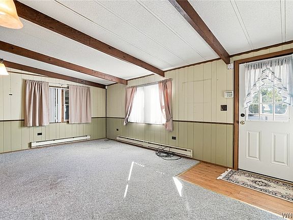 3rd image of 29 Quarry Hill Est