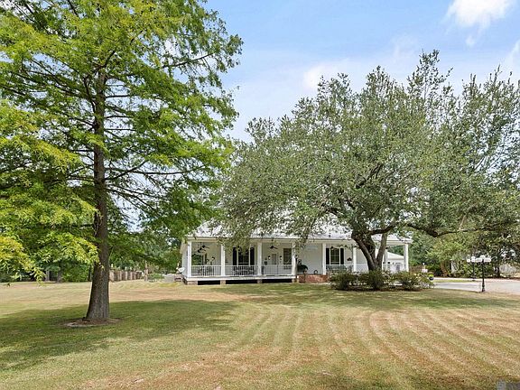 4th image of 13850 Old Greenwell Springs Rd