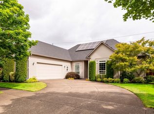 2883 Martinique Ave, Eugene, OR 97408