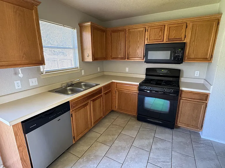 8901 Vigen Cir — Photo 8