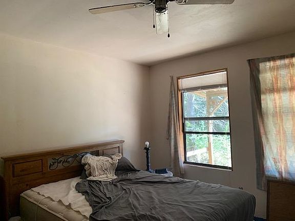 4th image of 340 Paula Ln