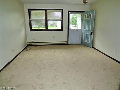 4th image of 4717 Briarwood Dr