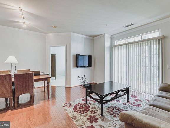 4th image of 2321 25th St S #2-206