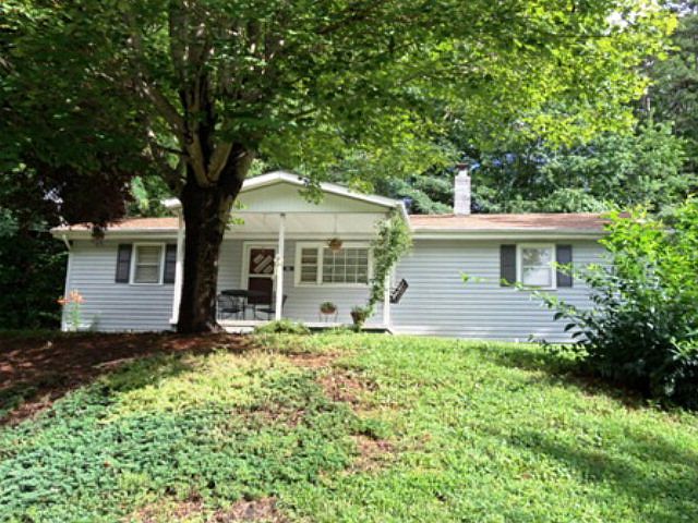 1st image of 55 Elaine St