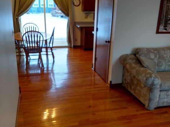 Livingroom to Dining room