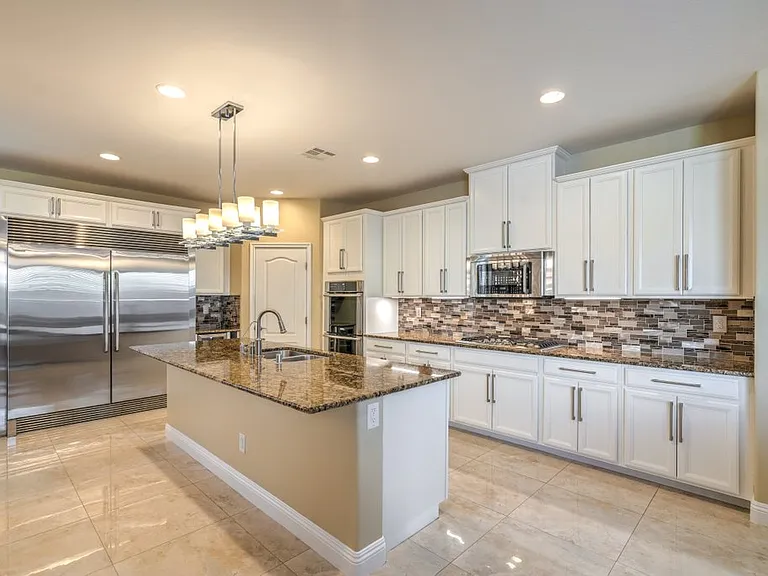 12308 Kings Eagle St — Photo 4