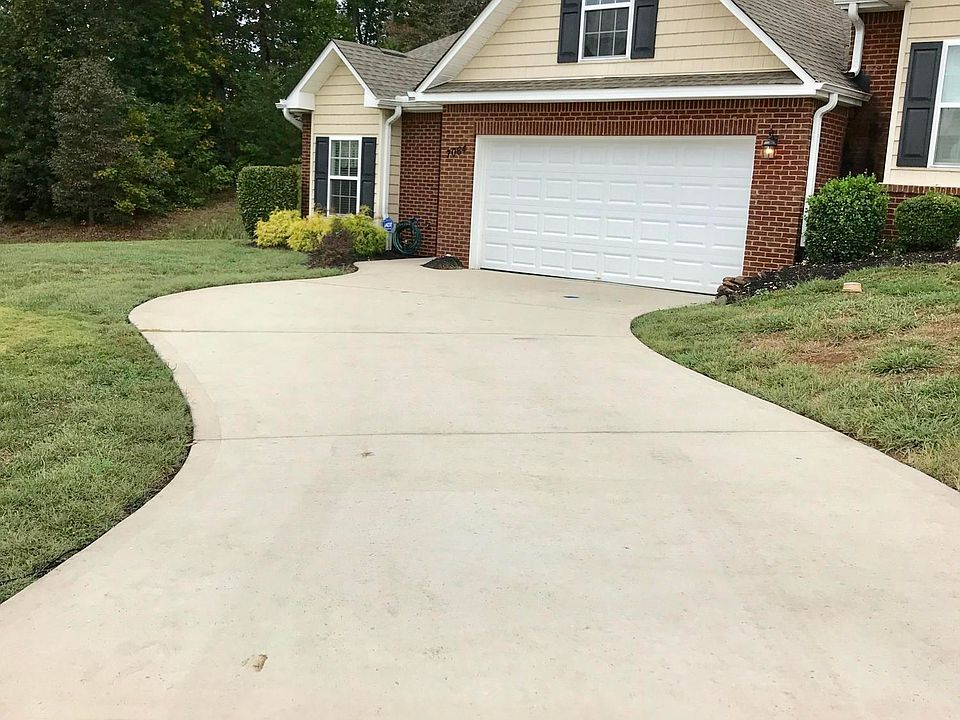 1st image of 7064 Pemmbrooke Shire Ln