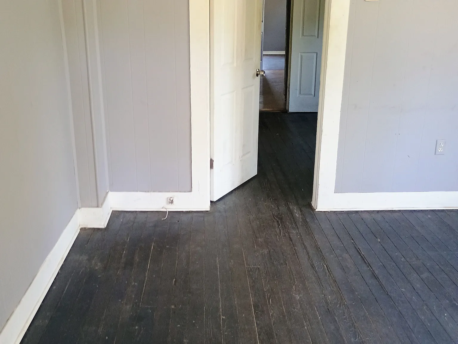 2 bed, $650 — Photo 1