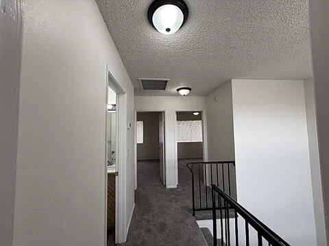 405 Anna Cir #B — Photo 8