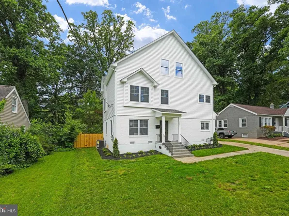10811 Scott Dr, Fairfax, VA 22030