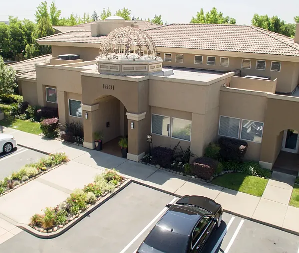 Vineyard Gate Apartments — Photo 12