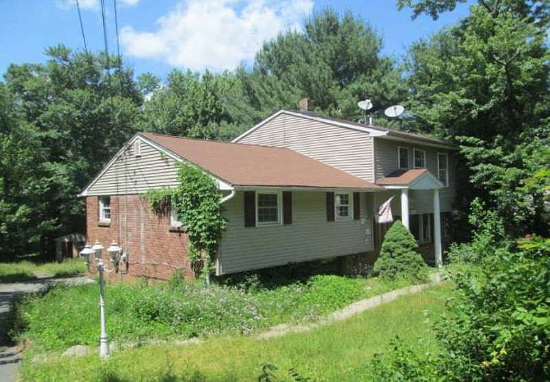 1st image of 217 Edjewood Dr