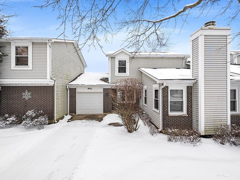 1st image of 992 Foxwood Ct
