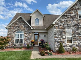 Westover Ln, Washington, WV 26181