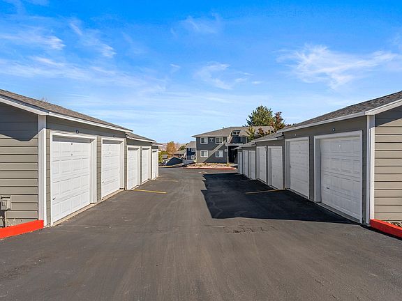 5th image of 1550 Sky Valley Dr #Slf103