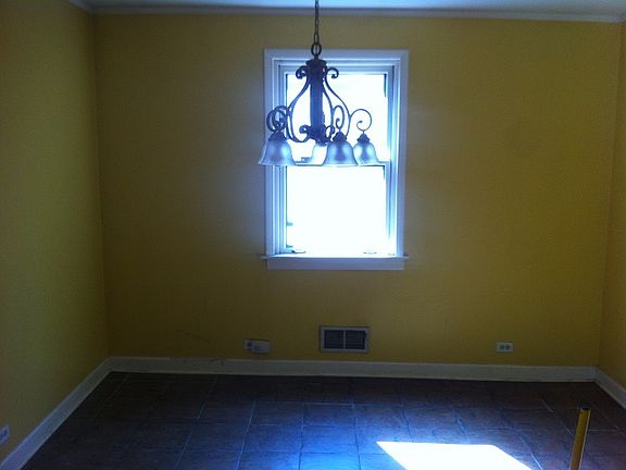 4th image of 2723 N New England Ave