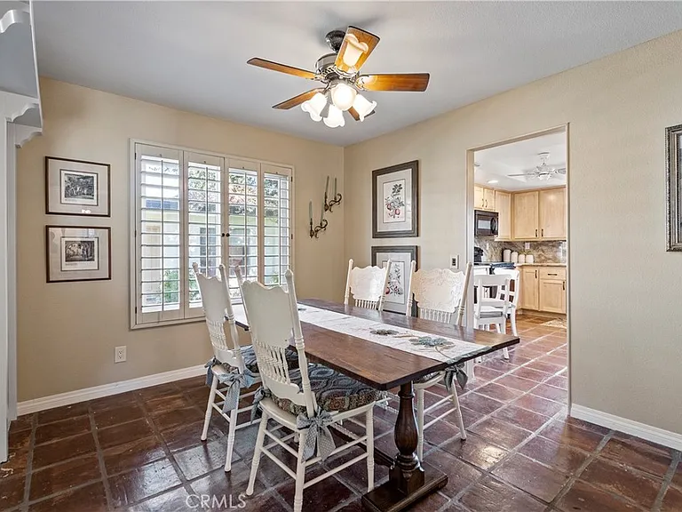 17 Toledo Dr — Photo 5