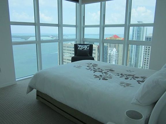 3rd image of 950 Brickell Bay Dr APT 4111