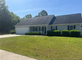 1306 Locks Creek Rd, Fayetteville, NC 28312