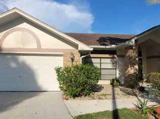 1601 Palace Ct, Valrico, FL 33594