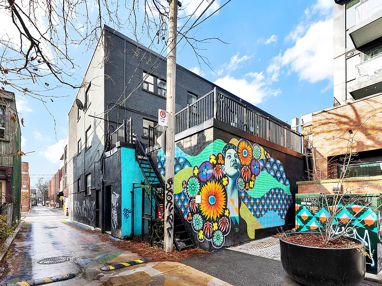 245 Logan Ave — Photo 12