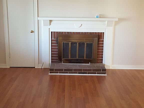 Living room with fireplace
