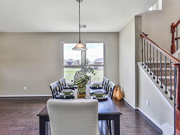 5th image of 1018 Worth Creek Ln