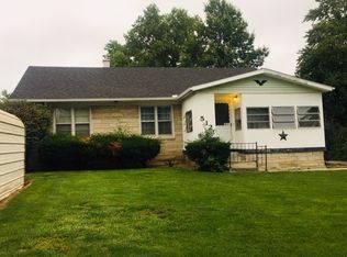 512 W 2nd St, Fairmount, IN 46928