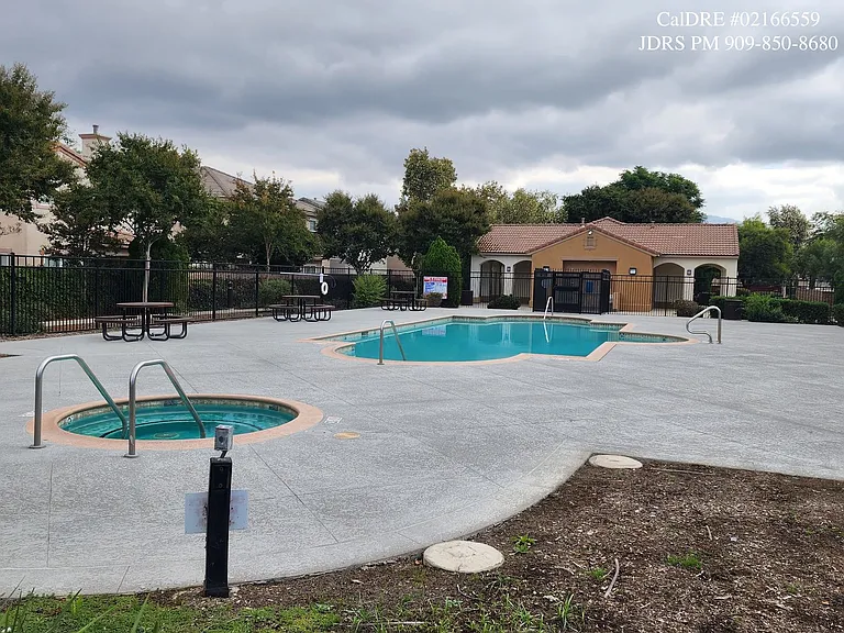 4135 Garvey Way — Photo 14