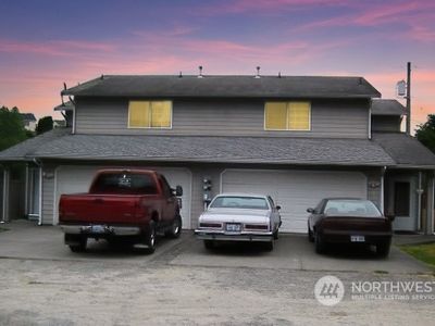 701 Brookdale Road E, Tacoma, WA, 98445
