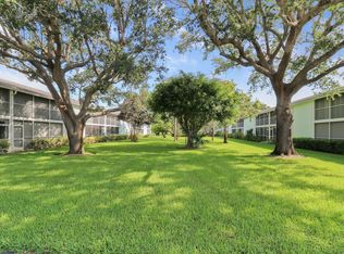 2 Westwood Ave APT 207G, Tequesta, FL 33469