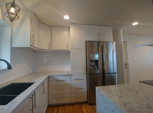 1525 Paina St #A, Honolulu, HI 96817