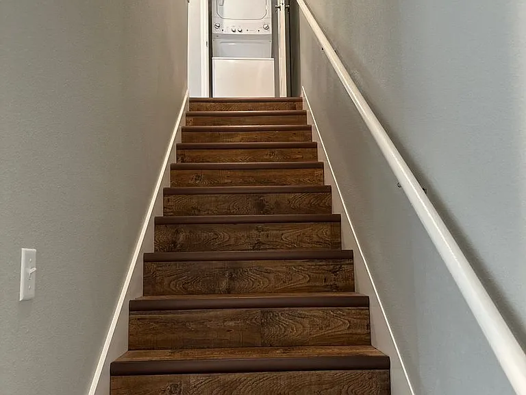 96 N School St — Photo 7