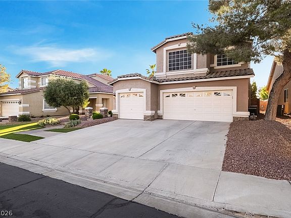 5th image of 322 Laguna Glen Dr