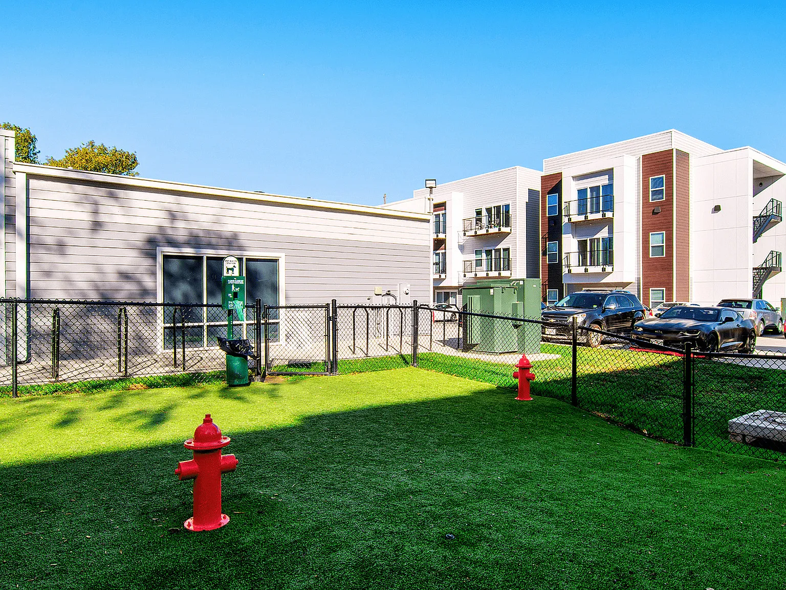 800 South — Photo 3