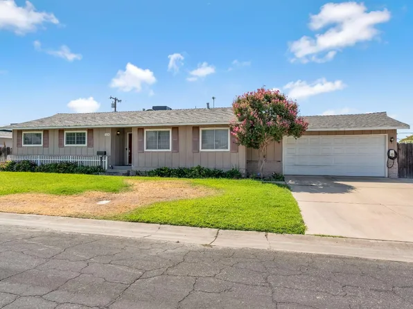 524 Rall Ave, Clovis, CA 93612